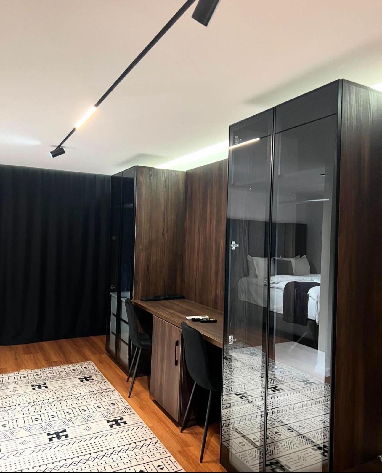 Hotel Europa Prishtina 普里什蒂纳 外观 照片