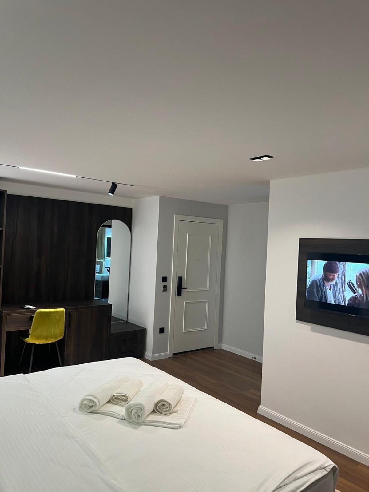 Hotel Europa Prishtina 普里什蒂纳 外观 照片