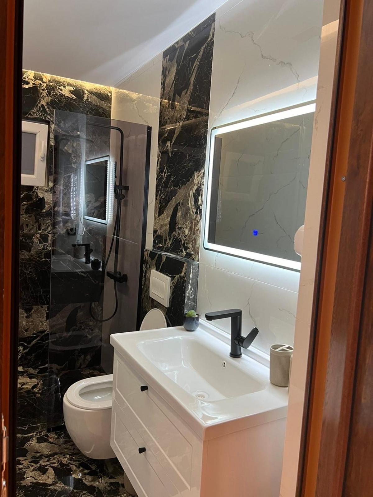 Hotel Europa Prishtina 普里什蒂纳 外观 照片