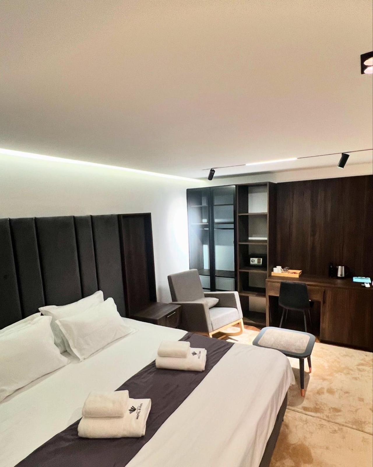 Hotel Europa Prishtina 普里什蒂纳 外观 照片